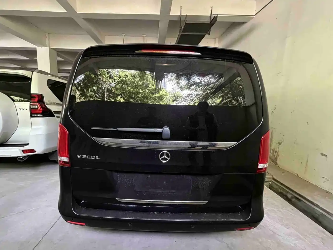 Mercedes-Benz V-Class 2022 V 260 L Long Wheelbase Prestige Edition фото 2