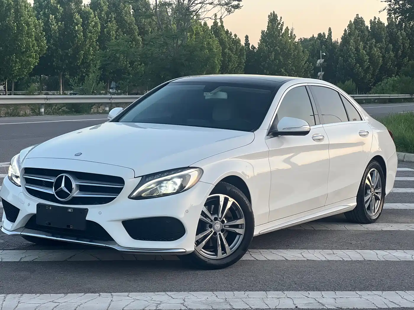 Mercedes-Benz C-Class 2016 C 200 L Sport фото 13