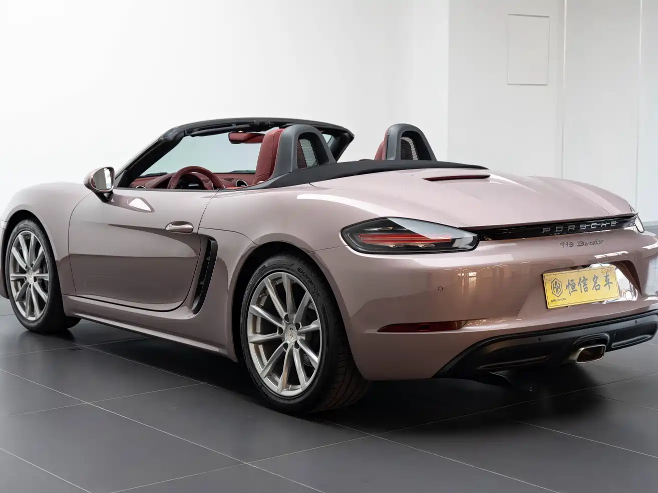 Porsche 718 2022 Boxster 2.0T фото 5