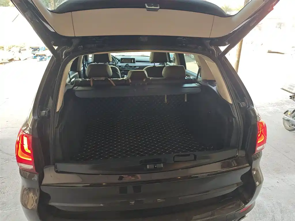 BMW X5 (Import) 2014 xDrive35i Leading фото 18