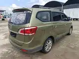Фото 6 - Baojun 730