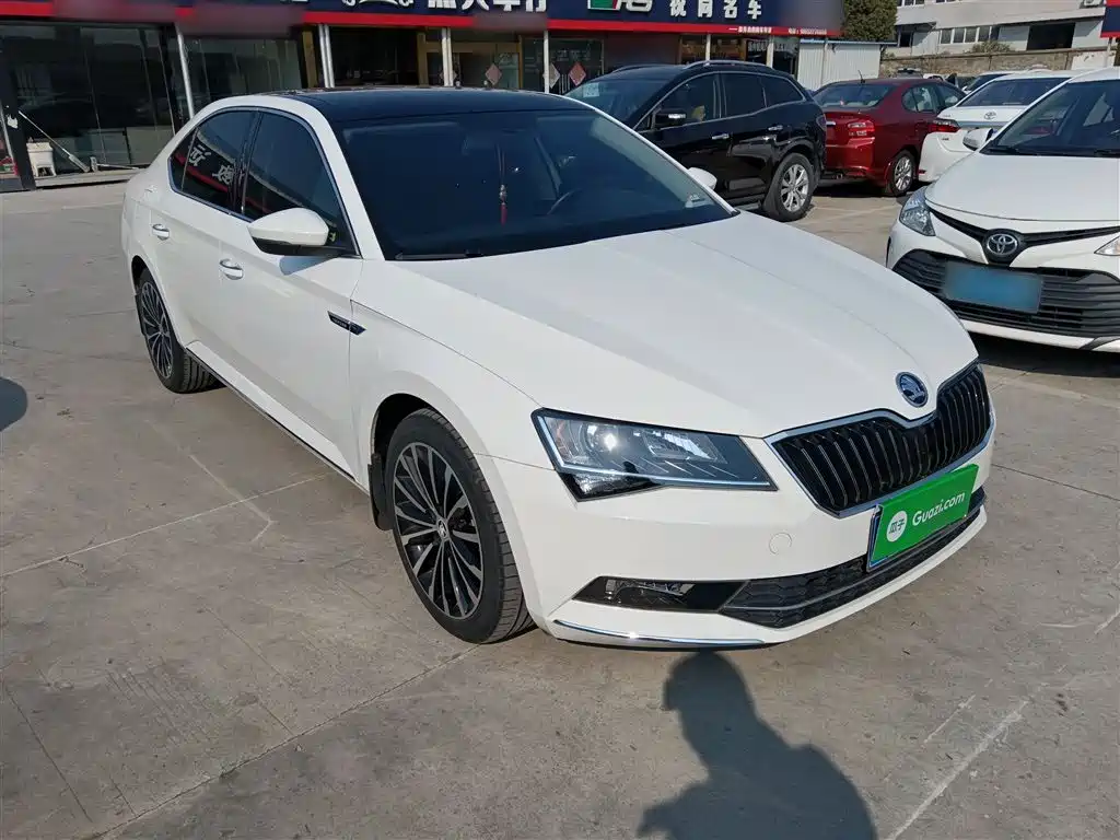 Škoda Superb 2018 TSI330 DSG Comfort Version China VI фото 20