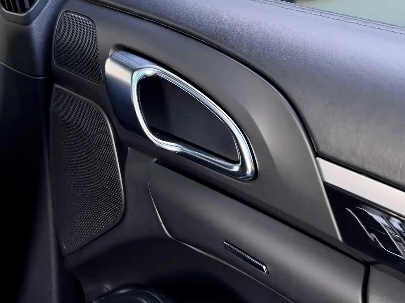 Porsche Cayenne 2011 Cayenne 3.0T фото 17