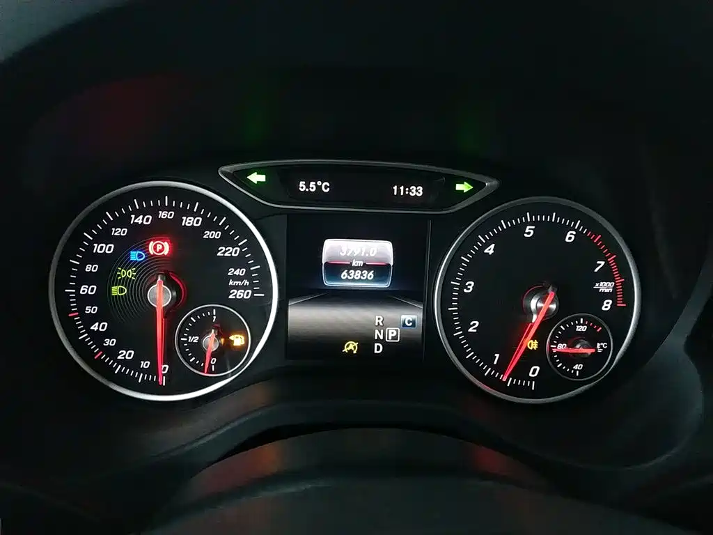 Mercedes-Benz A-Class (Import) 2017 Facelift A 200 Dynamic фото 12