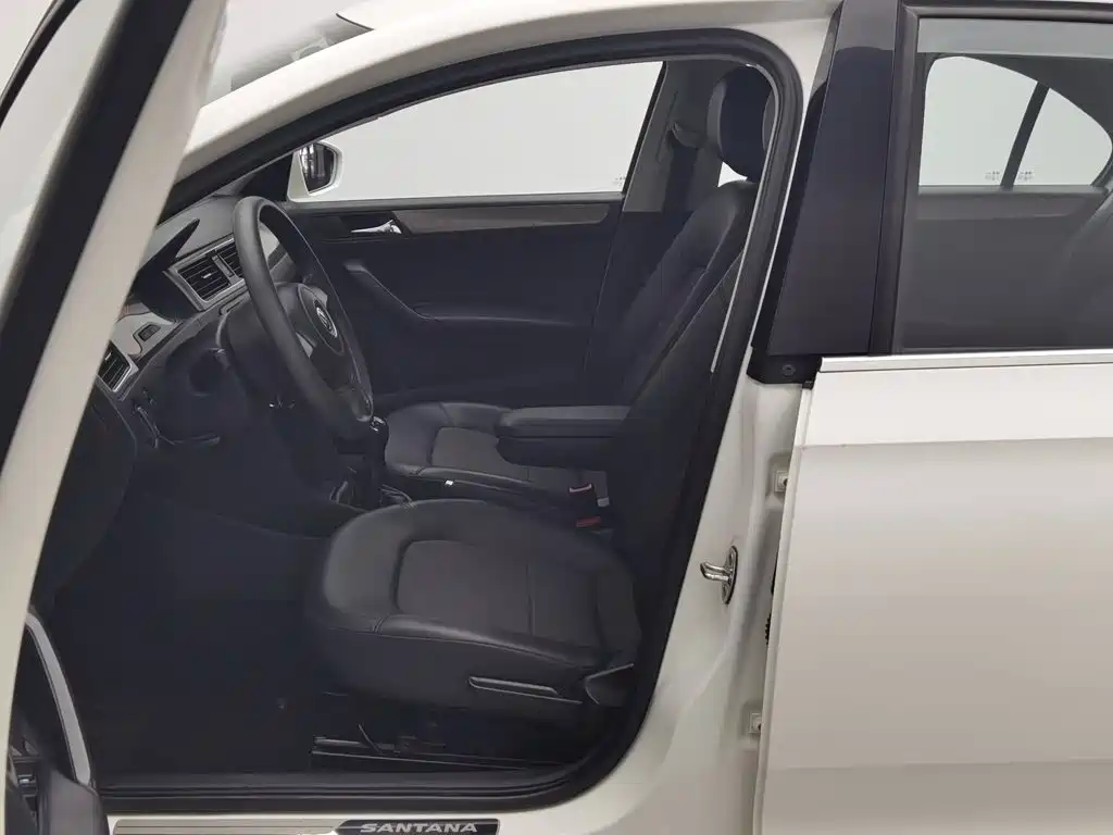 صورة 10 - Volkswagen Santana