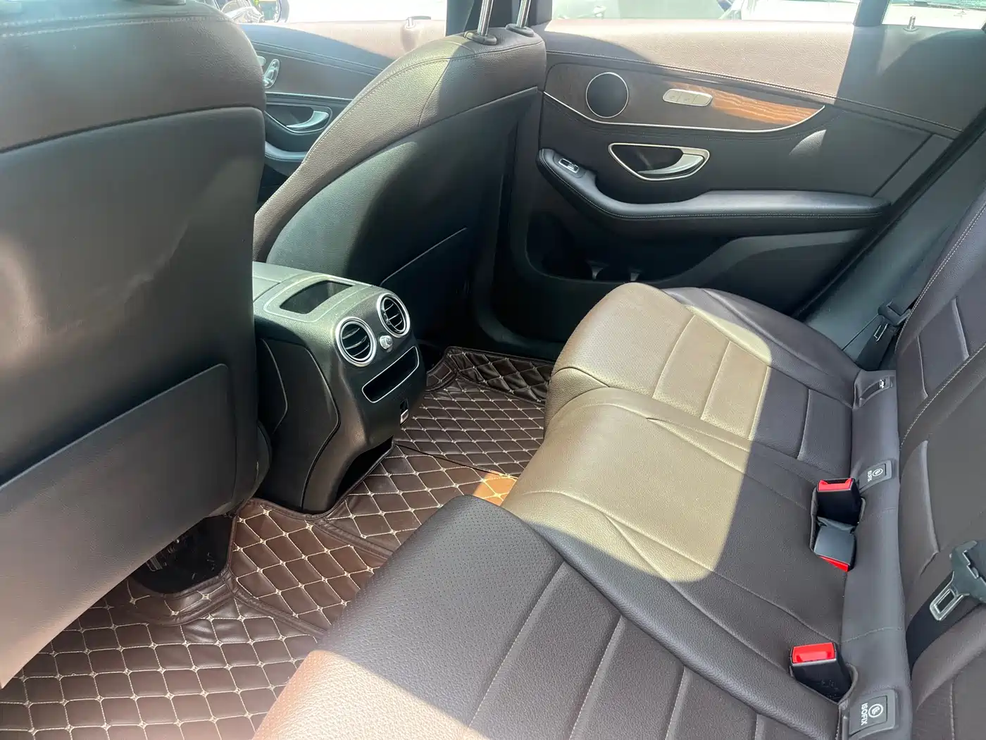 Mercedes-Benz GLC 2020 GLC 260 L 4MATIC Luxury фото 9