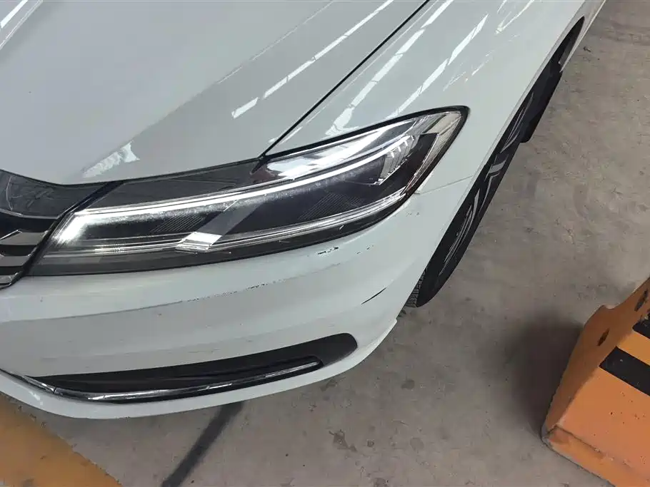 Volkswagen Lavida 2022 1.5L Auto Comfort Edition фото 5