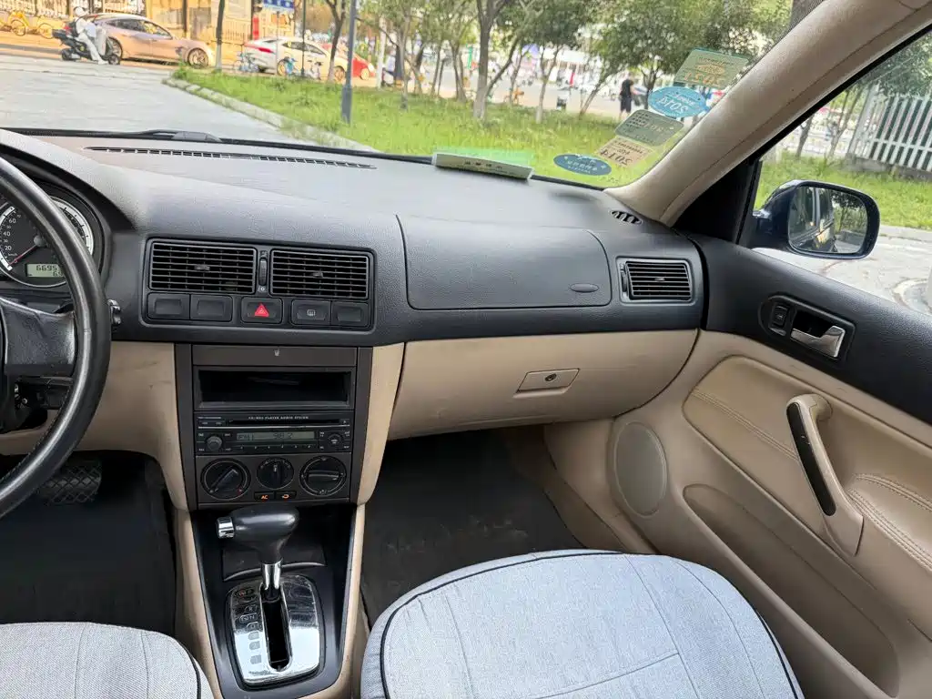 Volkswagen Golf 2006
