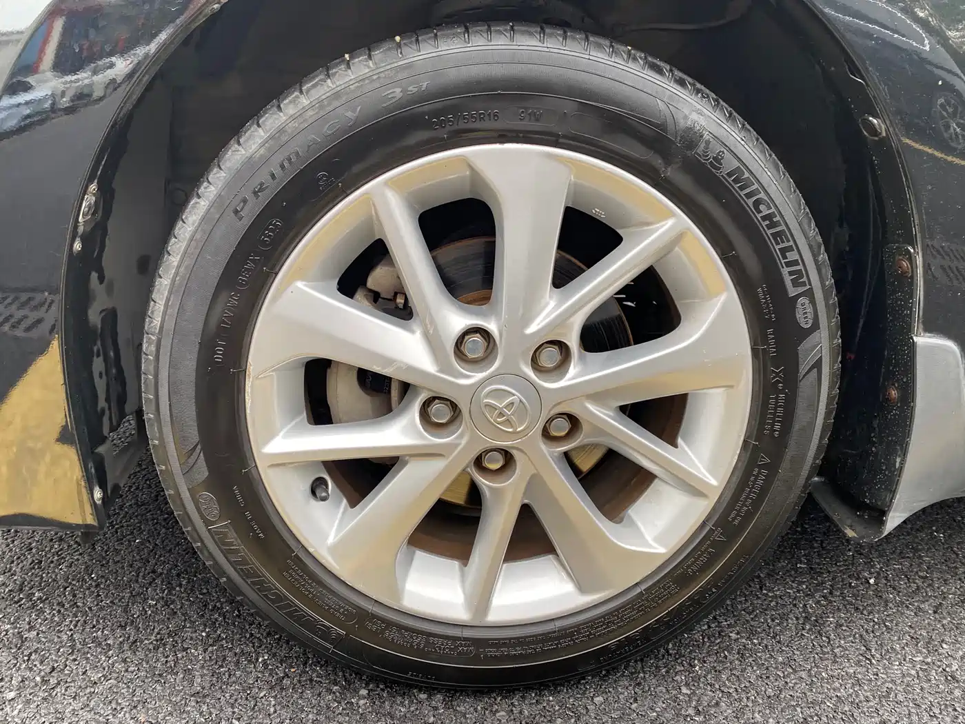 Toyota Corolla 2014 1.8L CVT GLX-i фото 8
