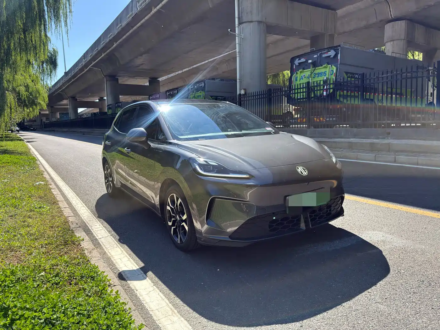 MG MG4 EV 2026 2025 Base Model