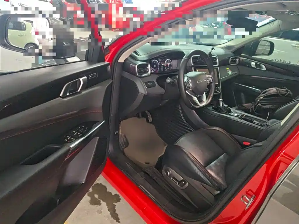 Lynk & Co 01 2017 2.0T AWD Pro фото 14