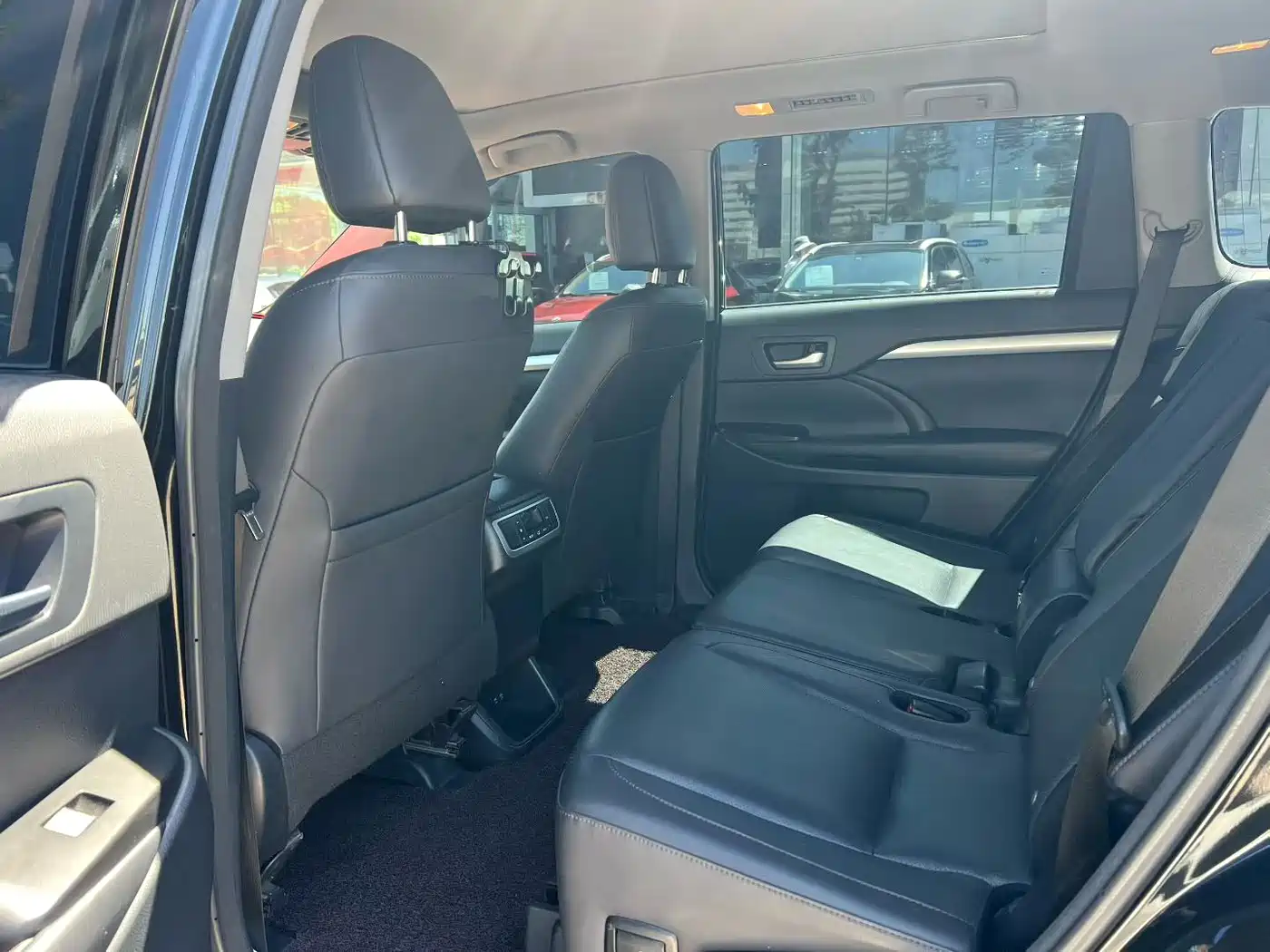 Toyota Highlander 2018 2.0T 4WD Luxury 7-seater (China V) фото 8