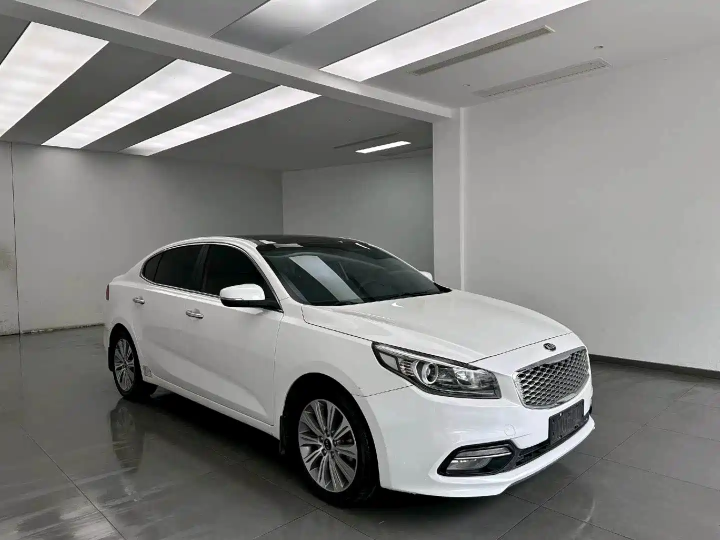 Фото 3 - Kia K4