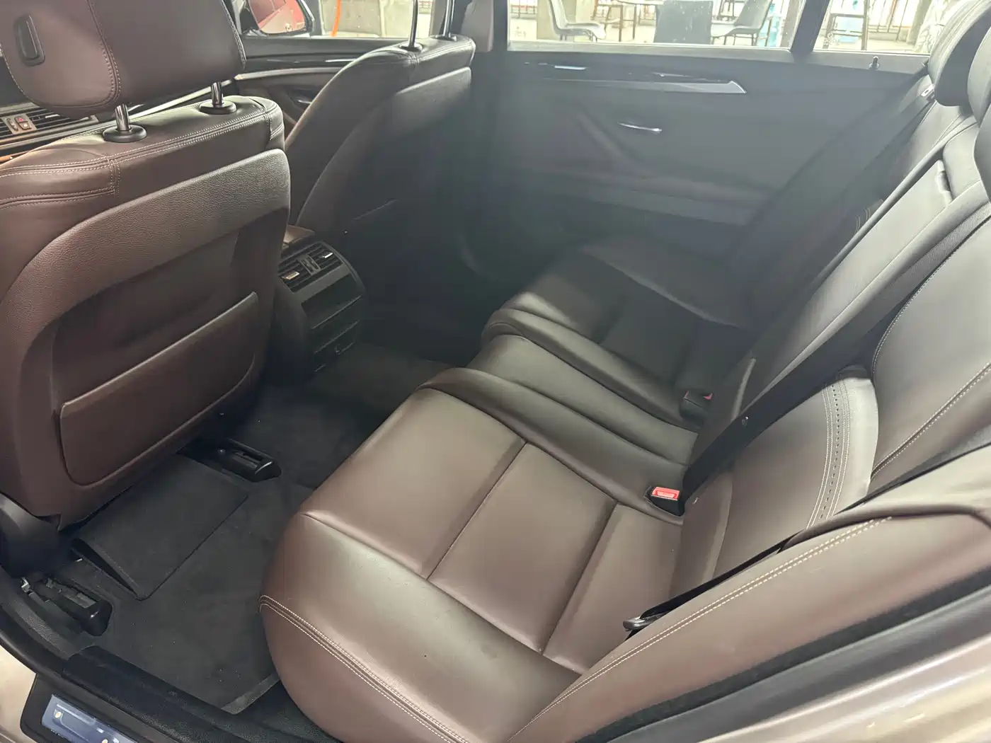BMW 5 Series 2014 525Li Luxury Design Package фото 12