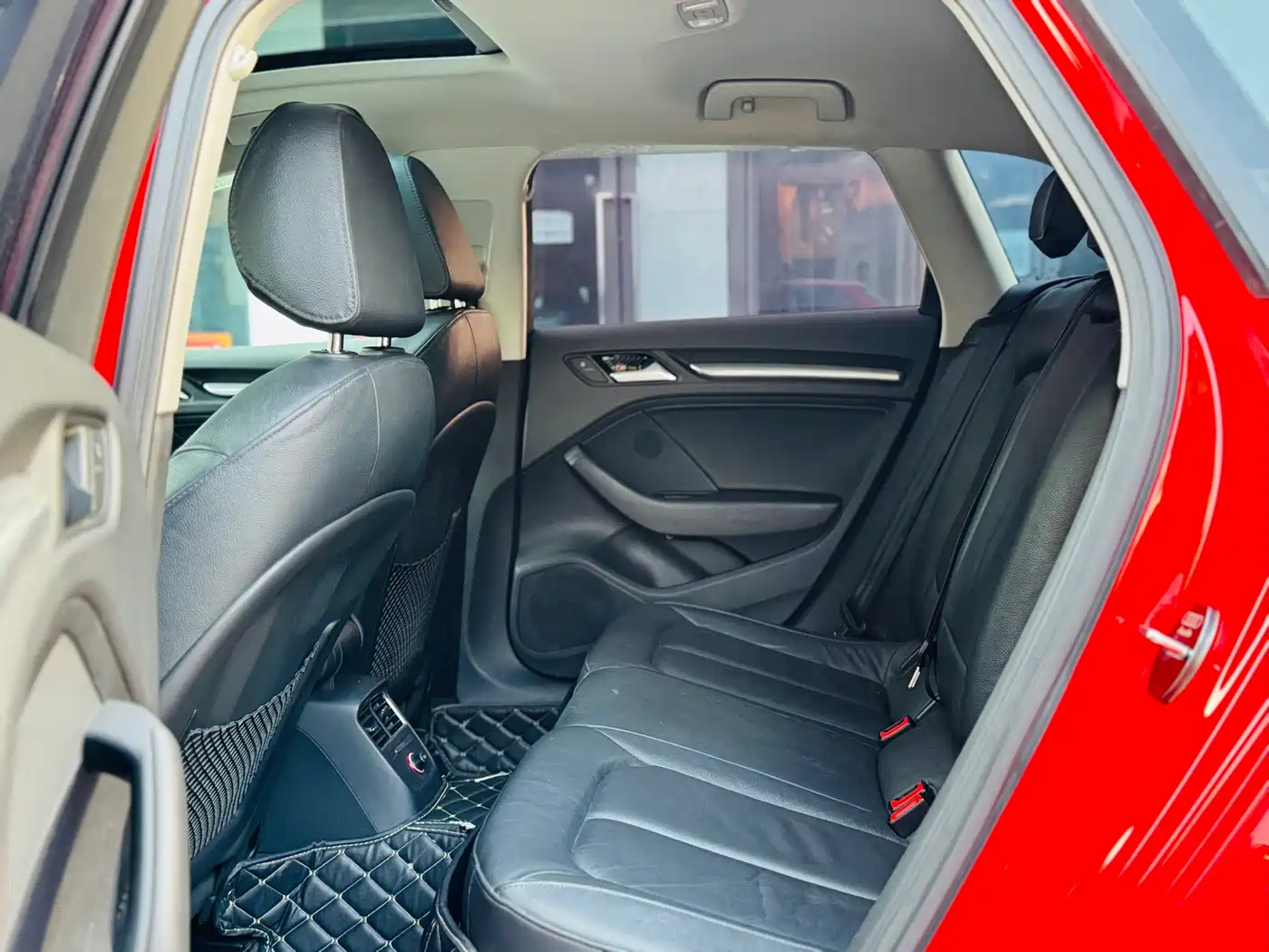 Audi A3 2014 Sportback 35 TFSI Automatic Comfort фото 12