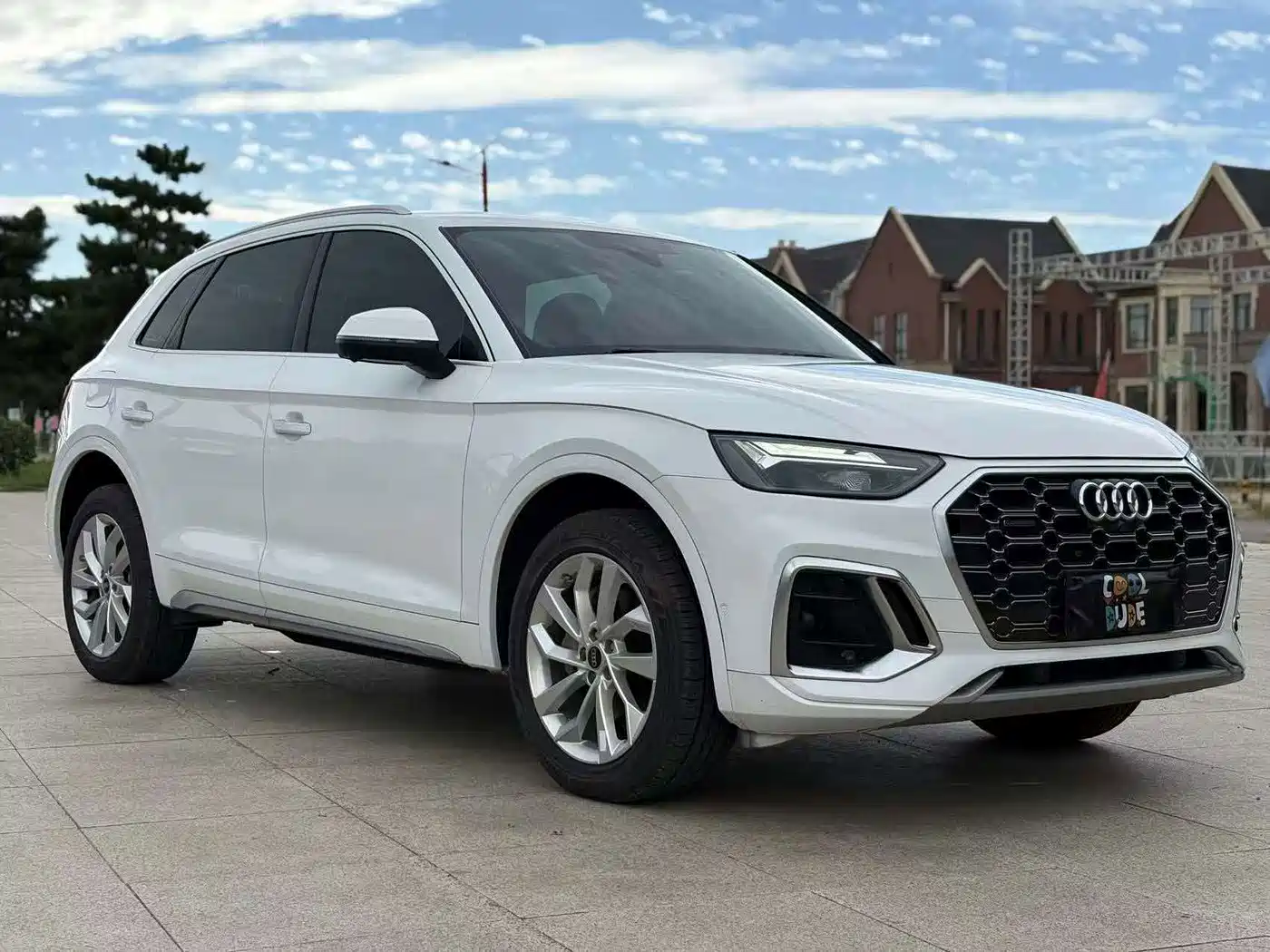 Фото 3 - Audi Q5L