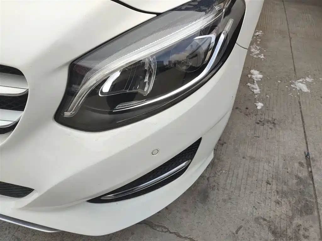 Mercedes-Benz B-Class 2019 B 200 Fashion фото 24
