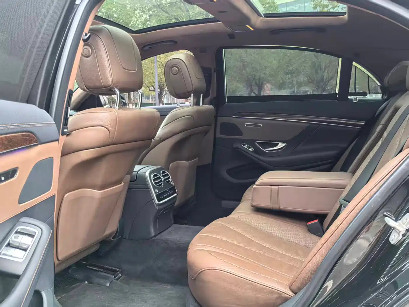 Mercedes-Benz S-Class 2016 S 320 L Business Edition фото 9