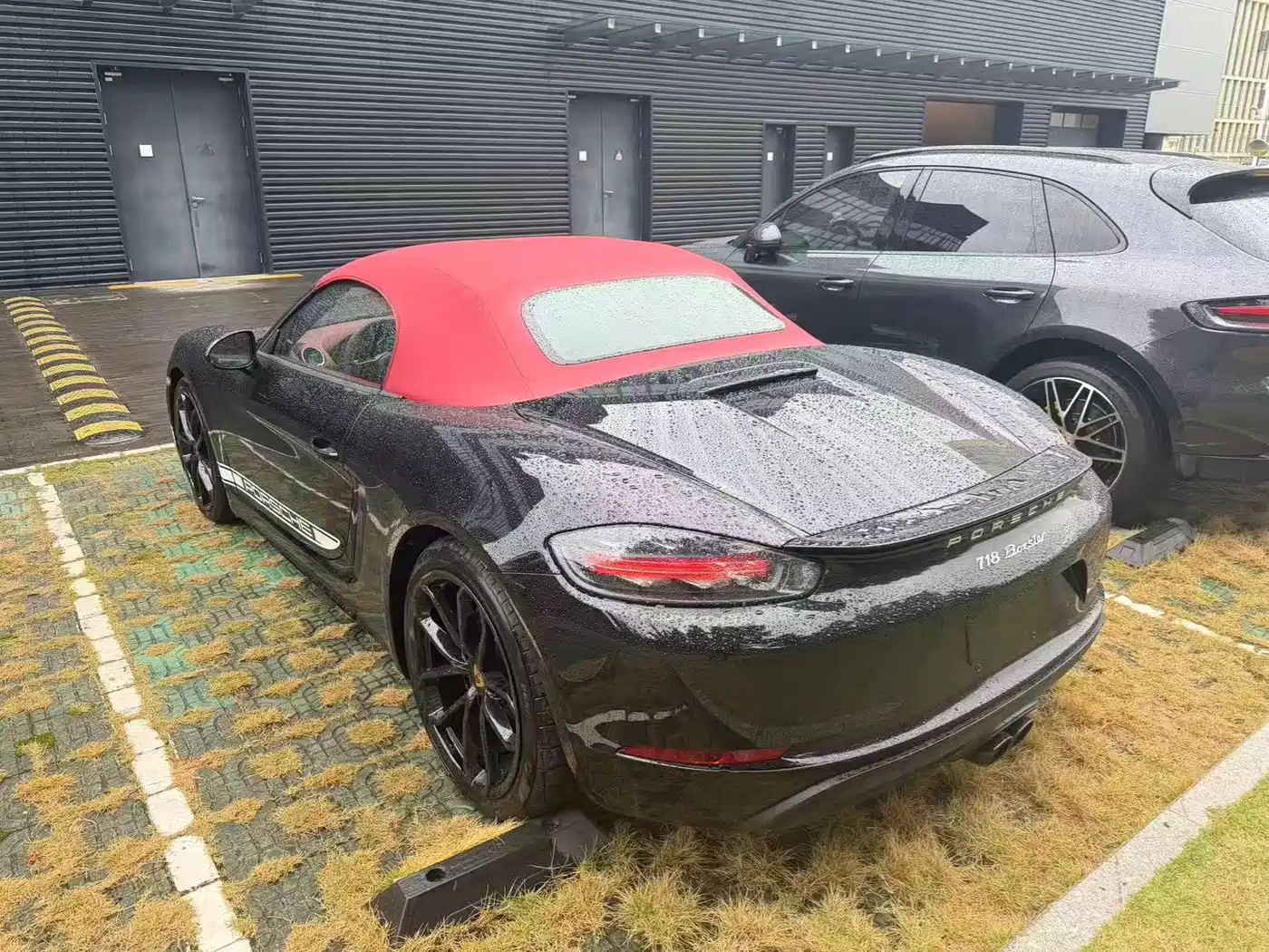 Porsche 718 2023 Boxster Style Edition 2.0T фото 3