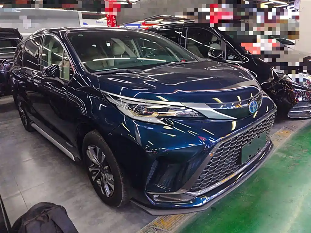 Toyota Granvia 2023 2.5L Hybrid Prestige Welfare PLUS Edition фото 20