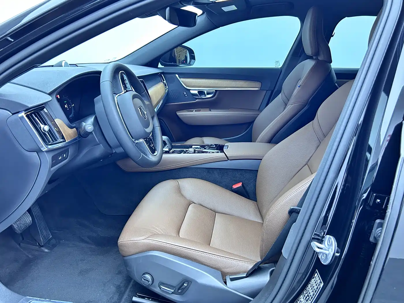 VOLVO S90 PLUG IN HYBRID