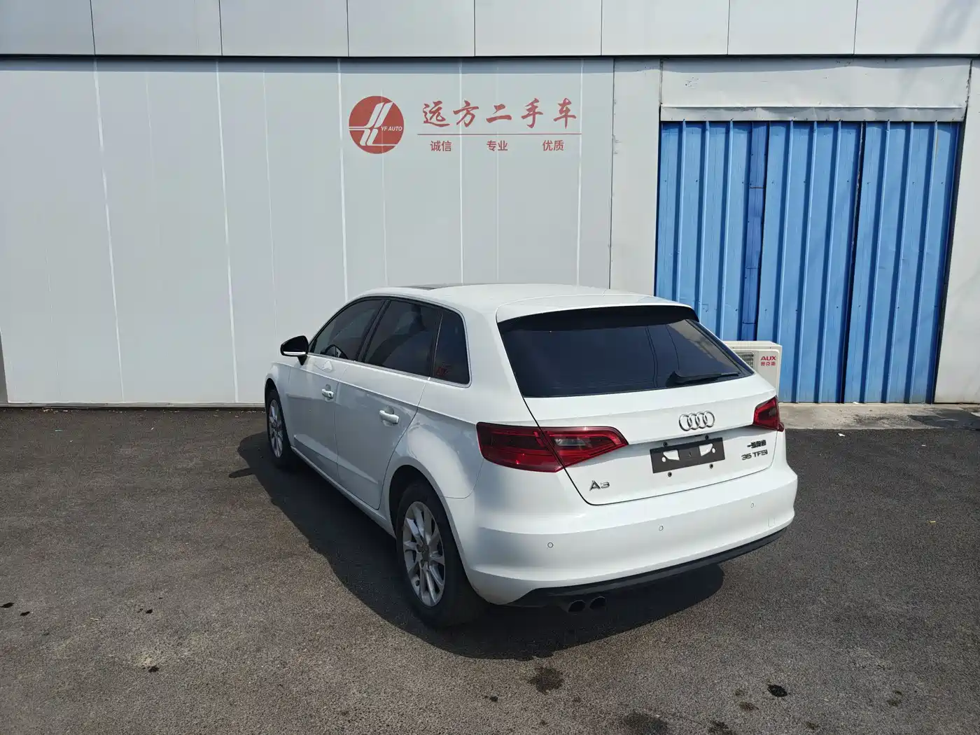 Audi A3 2014 Sportback 35 TFSI Automatic Fashion фото 4