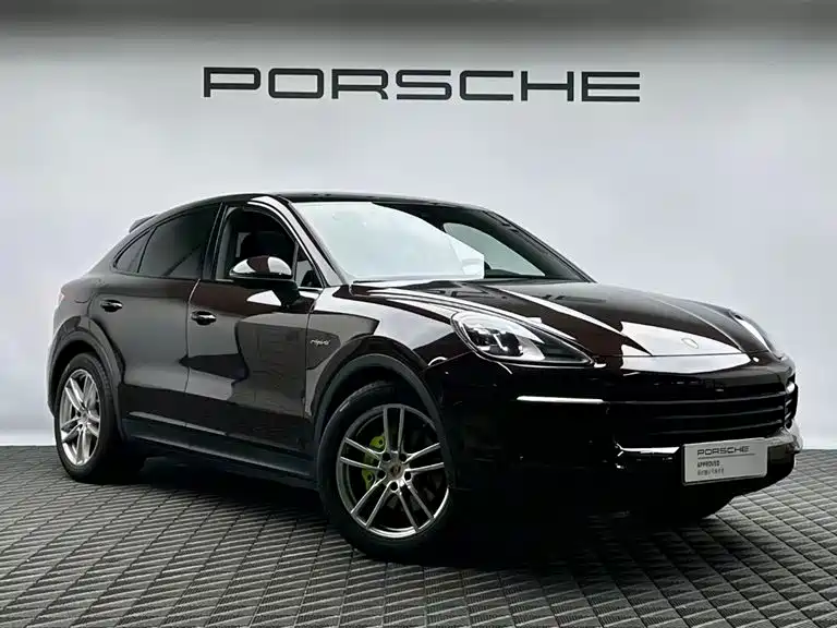 Porsche Cayenne New Energy 2020 Cayenne E-Hybrid Coupé 2.0T фото 3