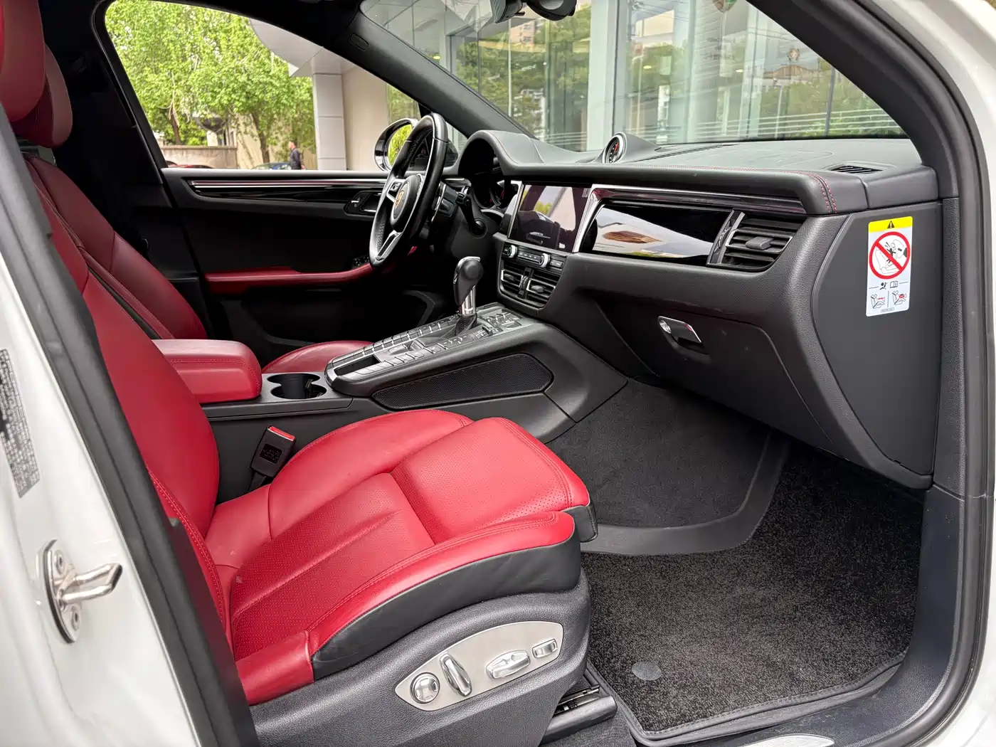 Porsche Macan 2021 Macan S 3.0T фото 16