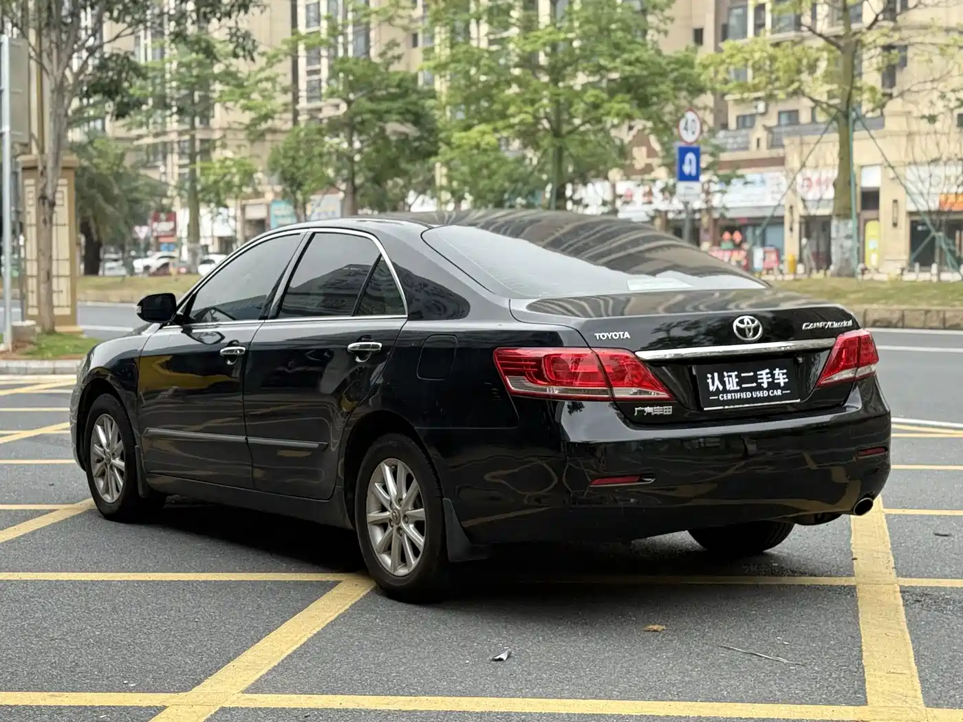 Toyota Camry 2013 200G Classic Luxury Edition фото 6