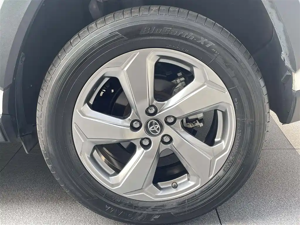 Toyota RAV4 Rongfang 2021 2.0L CVT 2WD Trend PLUS фото 18