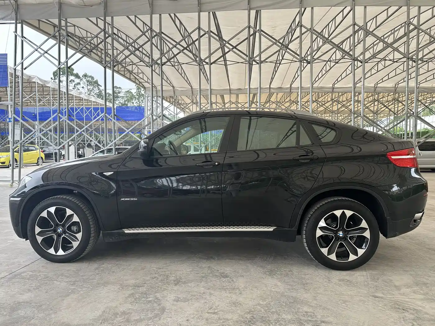 BMW X6 2011 xDrive35i фото 15
