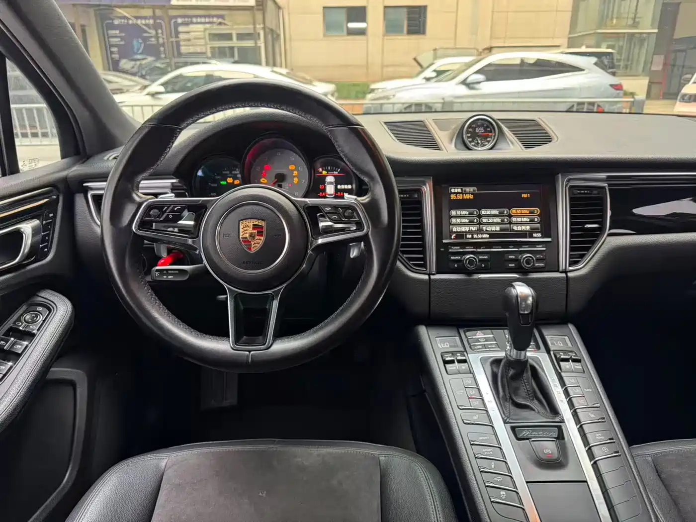 Porsche Macan 2014 Macan S 3.0T фото 9