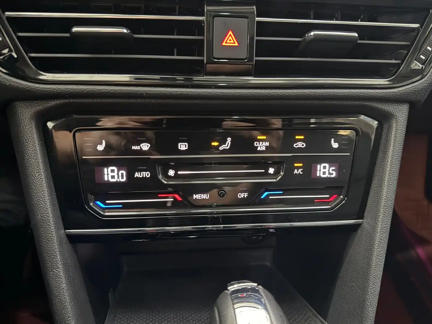 Volkswagen Tharu 2021 280TSI 2WD Luxury Plus фото 16