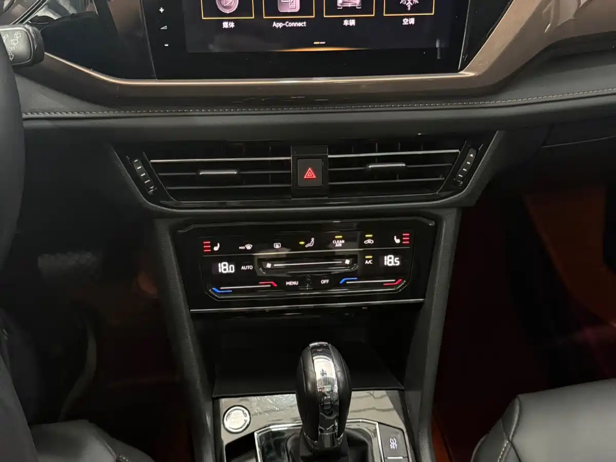 Volkswagen Tharu 2021 280TSI 2WD Luxury Plus фото 15