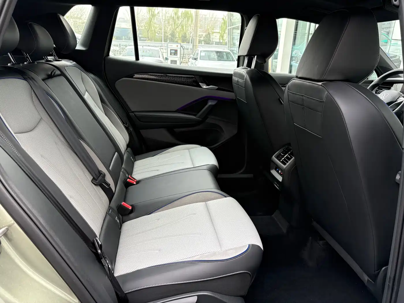 Volkswagen Tayron 2025 Model Tayron L 380TSI 4WD Luxury Easy Package фото 8