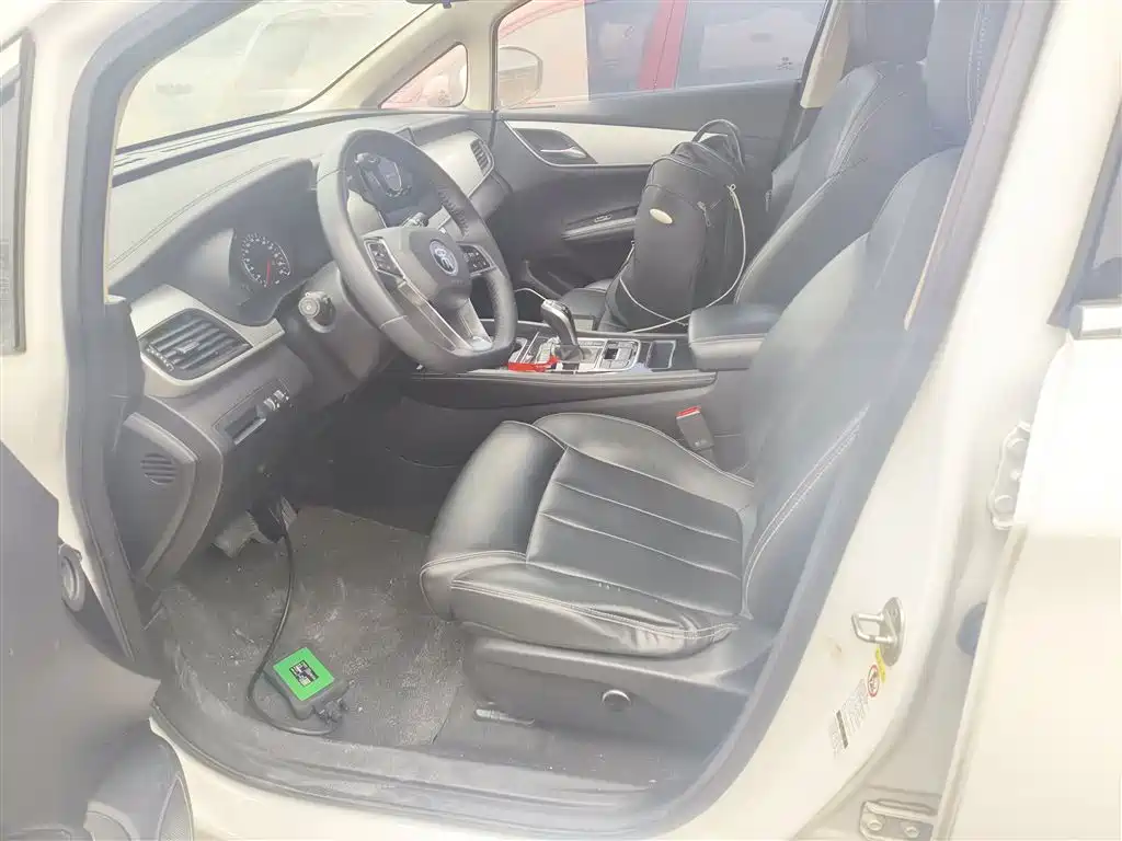 BYD Song MAX 2021 Upgrade 1.5T Automatic Premium Edition 6-Seater фото 7