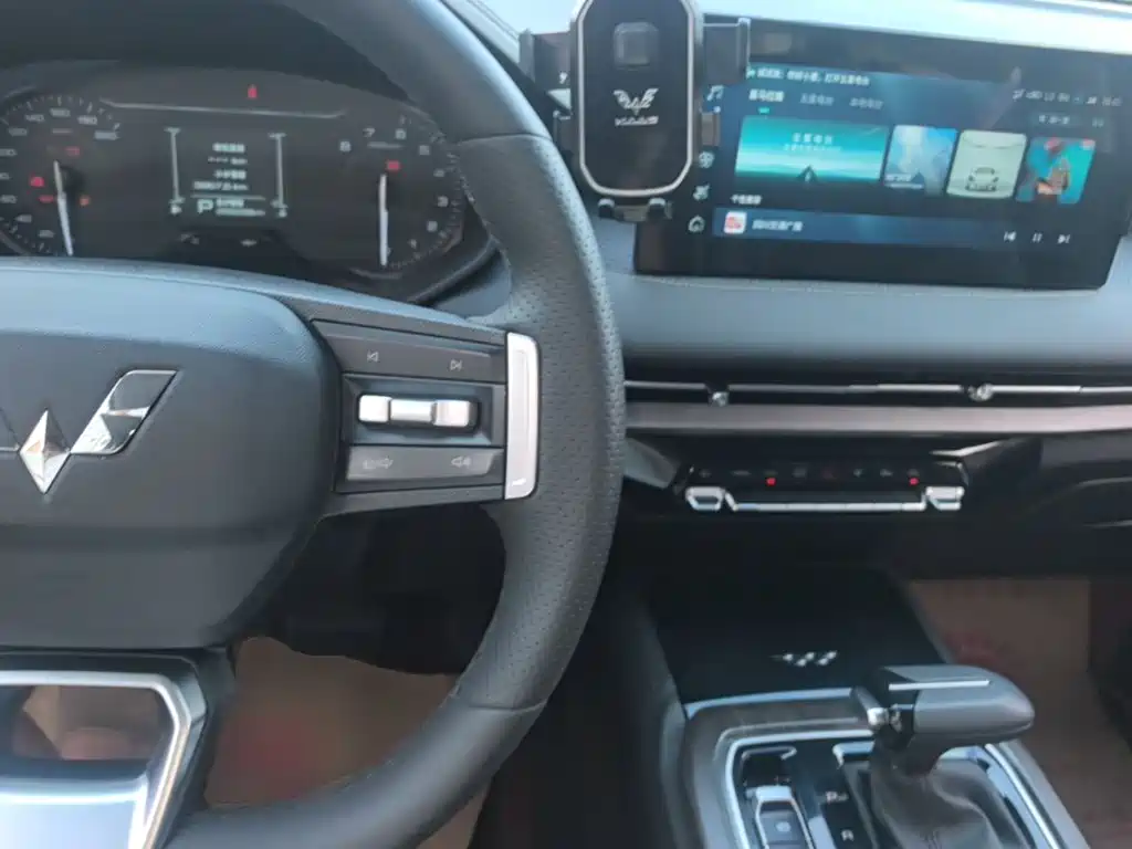 Wuling Motors Wuling Jiachen 2024 2022 1.5T CVT Exclusive Flagship Model