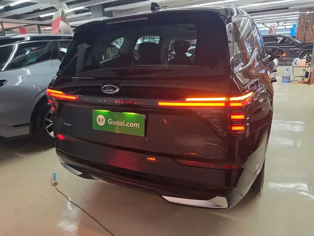 Ford Edge 2025 2026 Edge L 2.0T EcoBoost E Hybrid AWD 7-Seat Premium