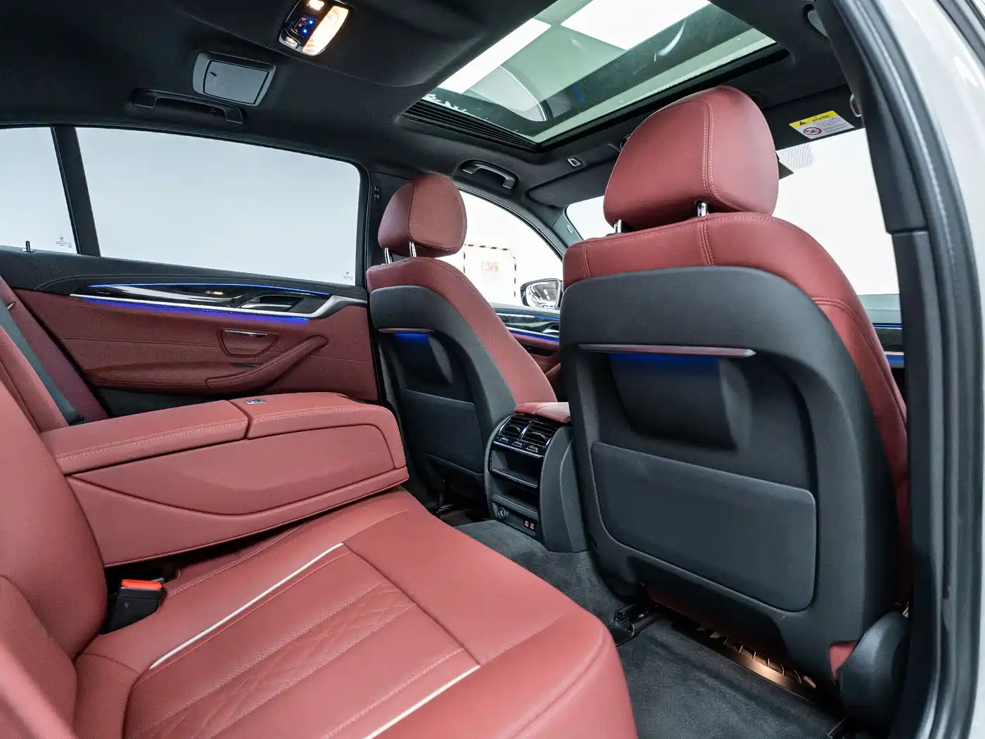 BMW 5 Series 2022 525Li M Sport Package фото 14