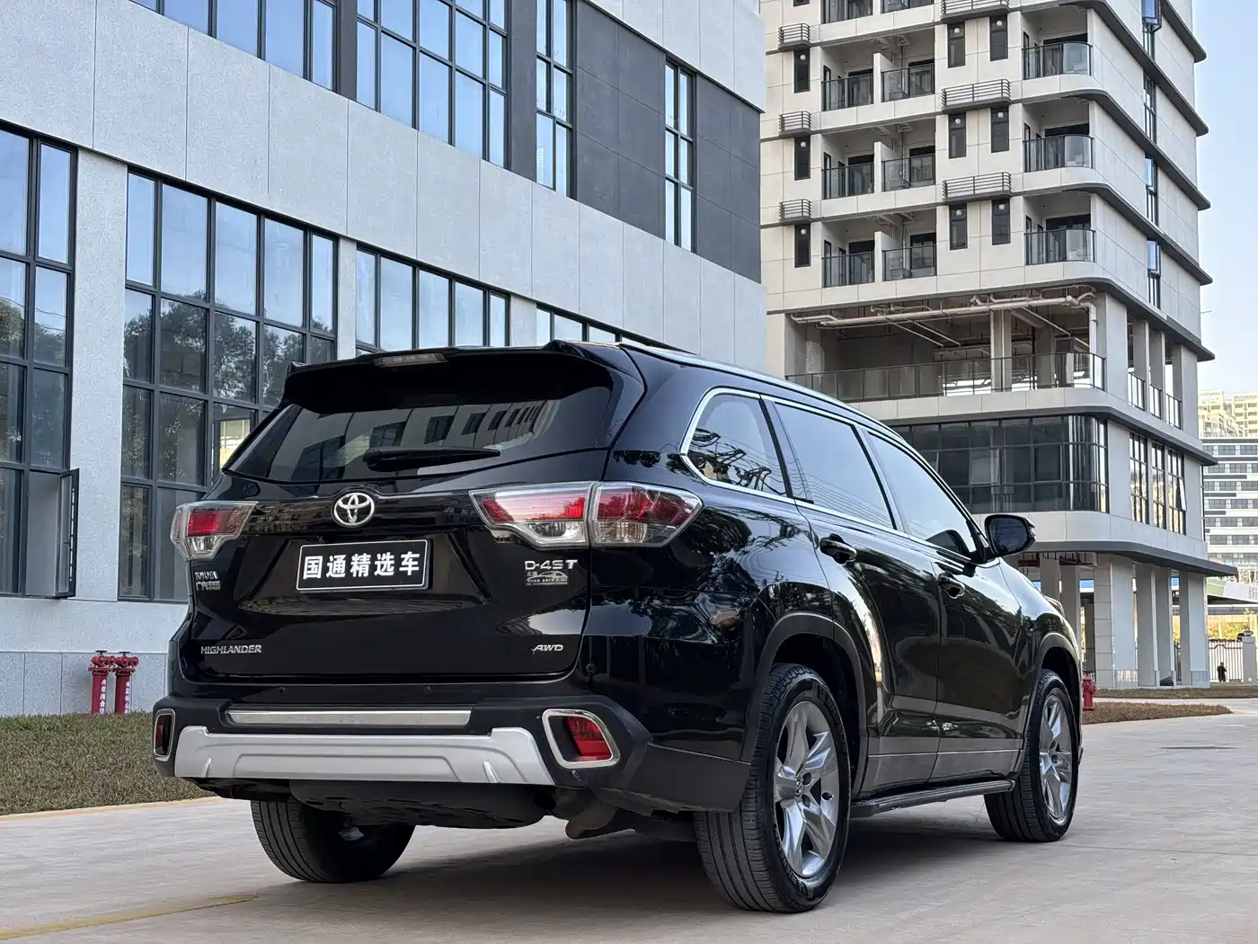 Toyota Highlander 2015 2.0T AWD Elite Edition 7-seater фото 6