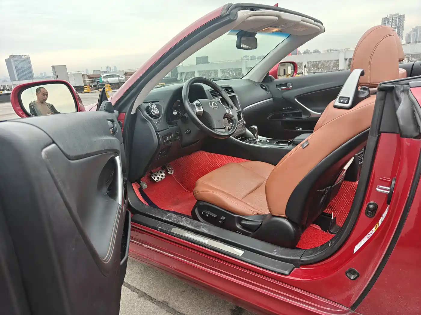 Lexus IS 2011 250C фото 9