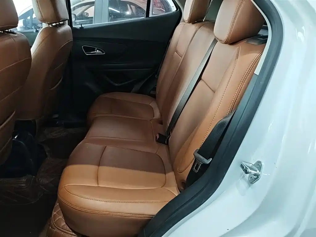 Buick Encore 2014 1.4T Automatic 2WD Urban Elite фото 17