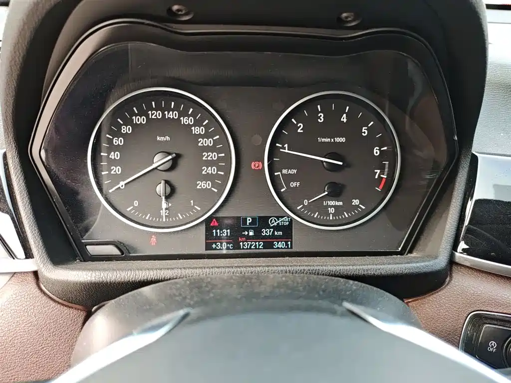 BMW X1 2018 sDrive18Li Premium Model фото 6