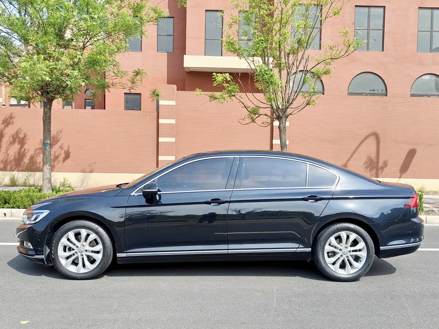 Volkswagen Magotan 2018 330TSI DSG Luxury фото 18