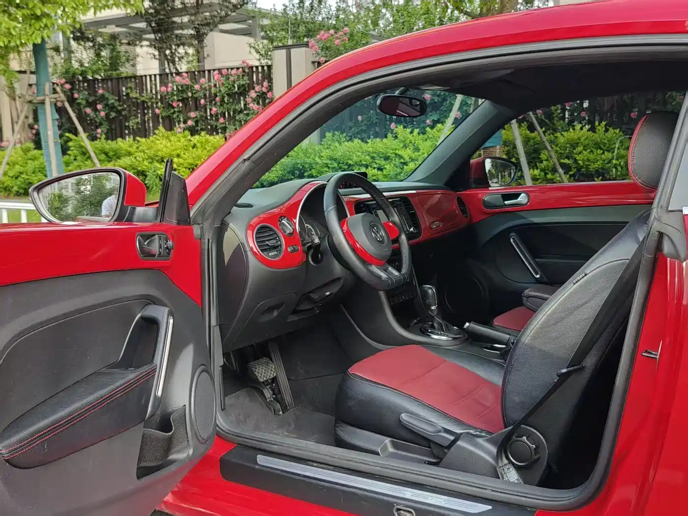 Volkswagen Beetle 2013 1.2TSI Fashion фото 4