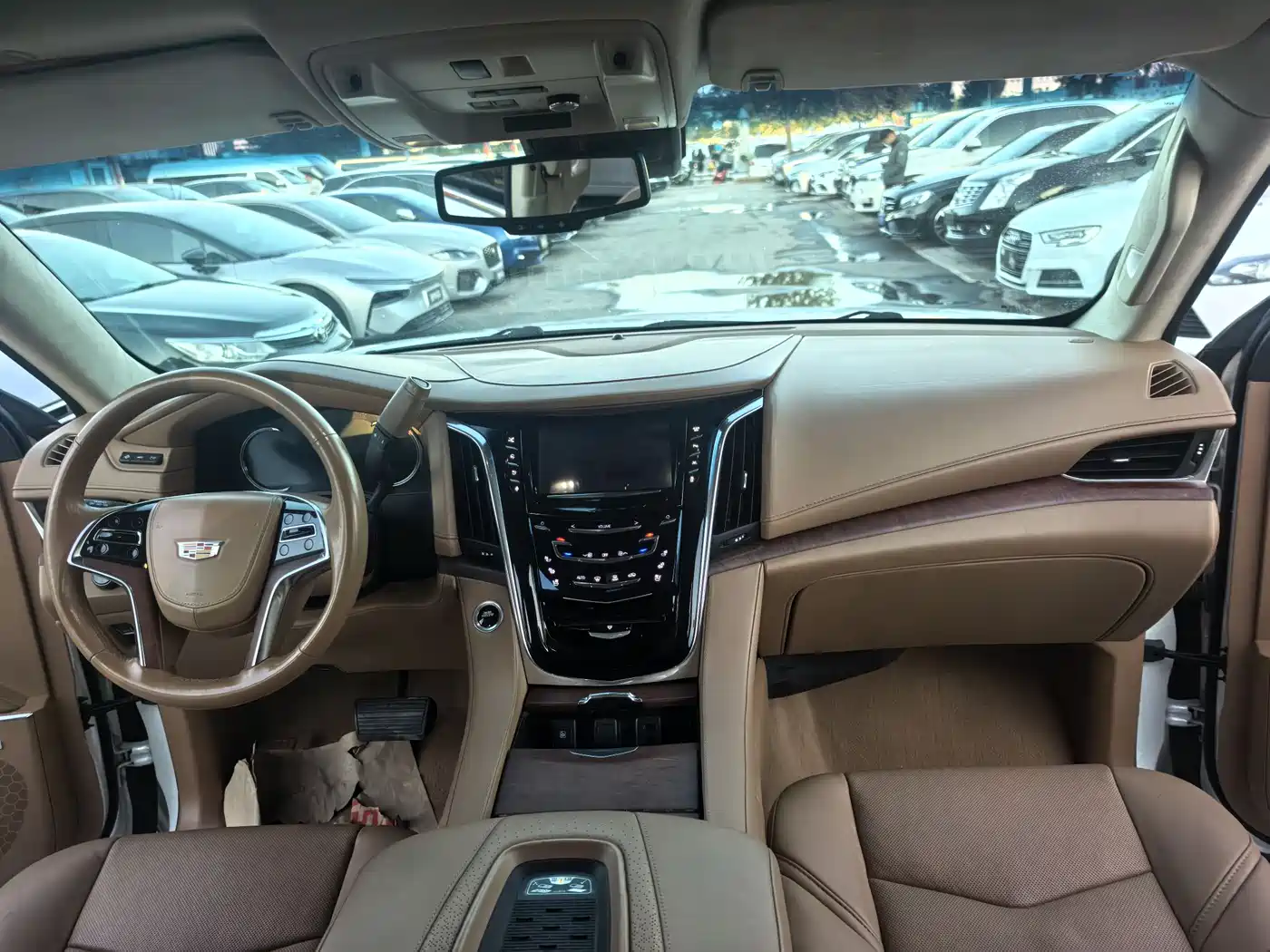 Cadillac Escalade 2017 6.2L ESV Platinum Extended фото 9