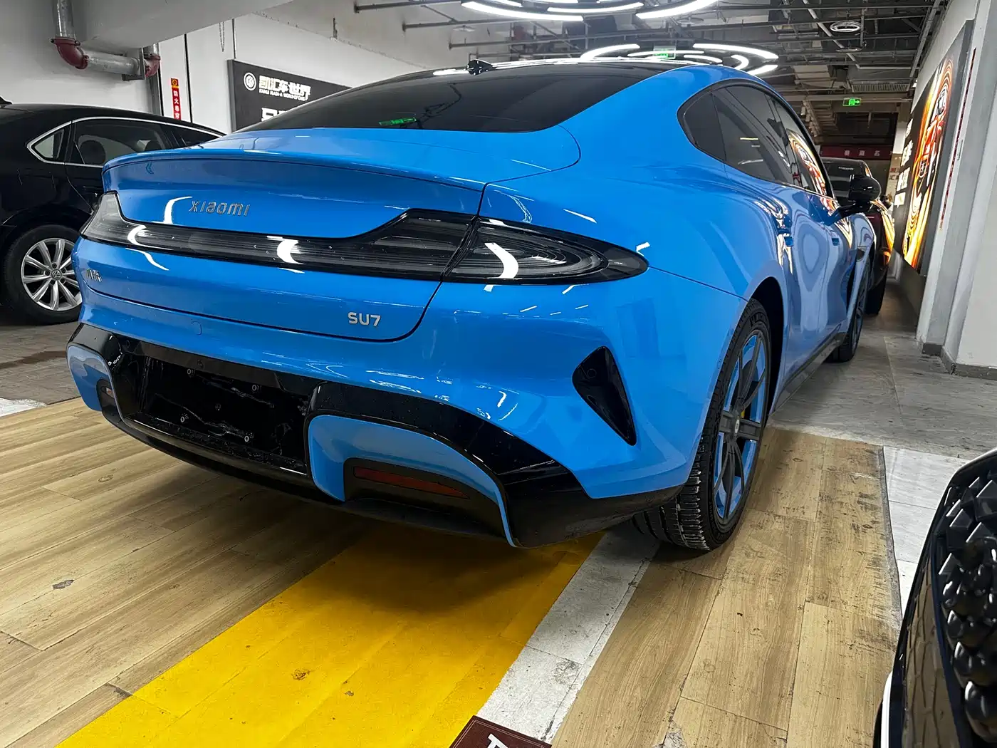 XIAOMI CAR XIAOMI SU7