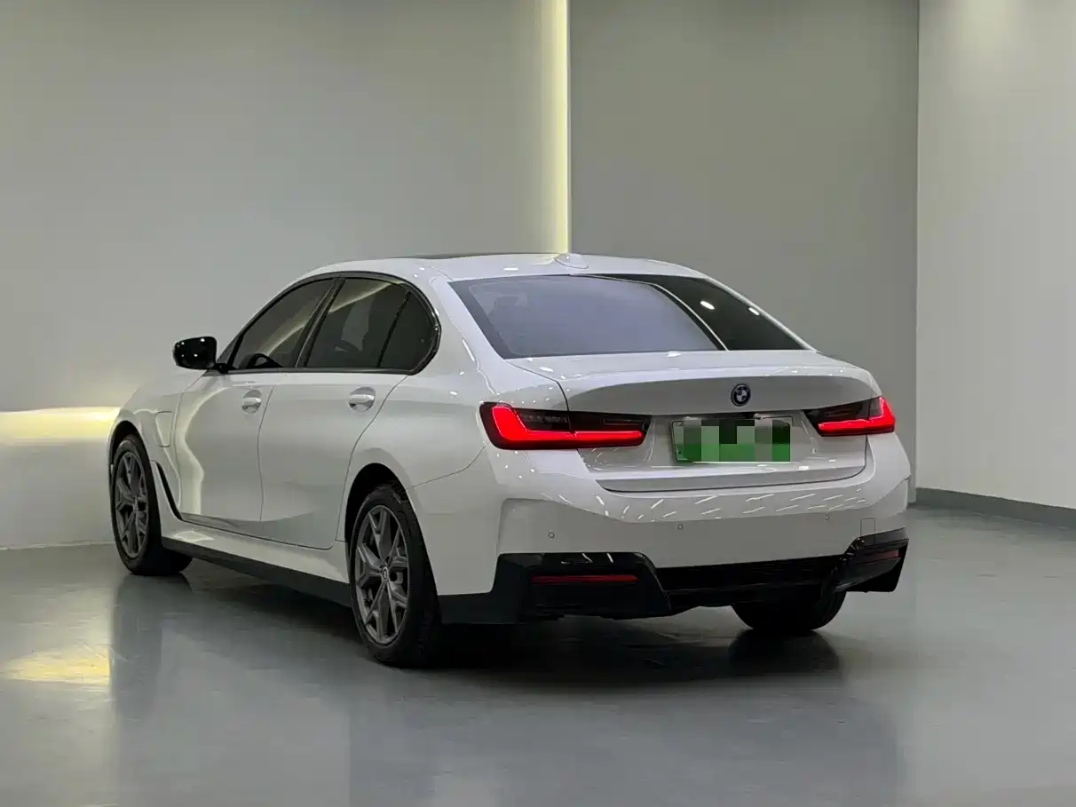 BMW i3 2024 eDrive 35 L фото 4