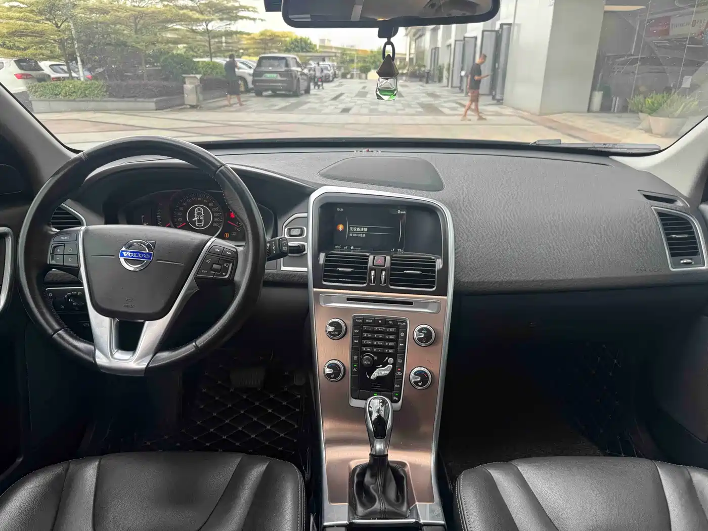 صورة 8 - Volvo XC60