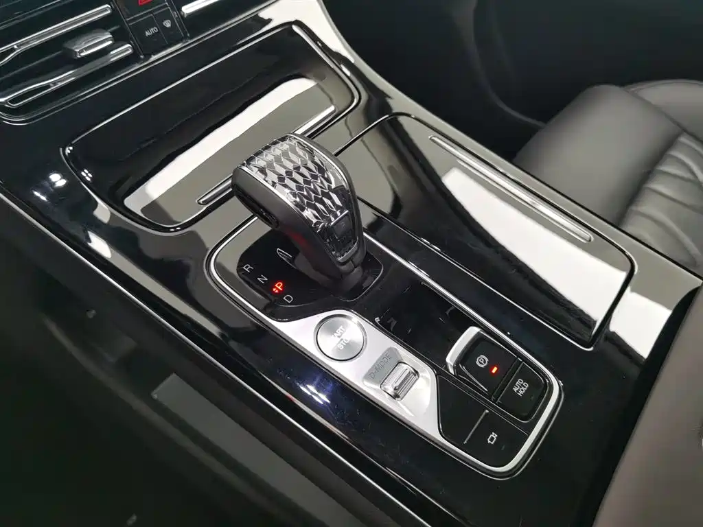 GAC Trumpchi Trumpchi M8 2024 Master Series 400T Premium Edition фото 13